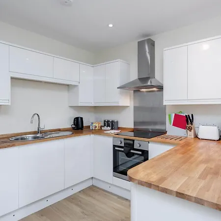 Luxury Apartments 2 Bedrooms Central Maidenhead Exterior photo