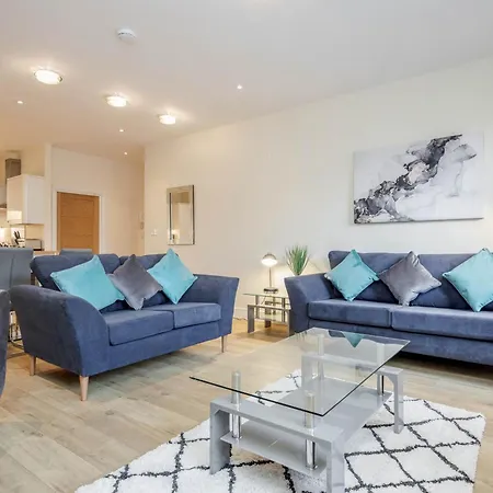 Luxury Apartments 2 Bedrooms Central Maidenhead Exterior photo