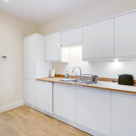 Luxury Apartments 2 Bedrooms Central Maidenhead Exterior photo
