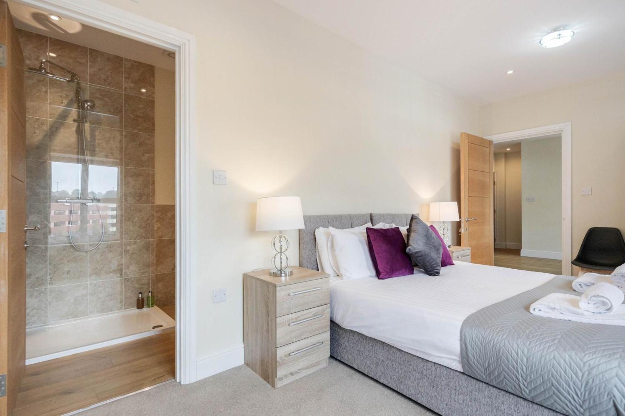 Luxury 2 Bedrooms