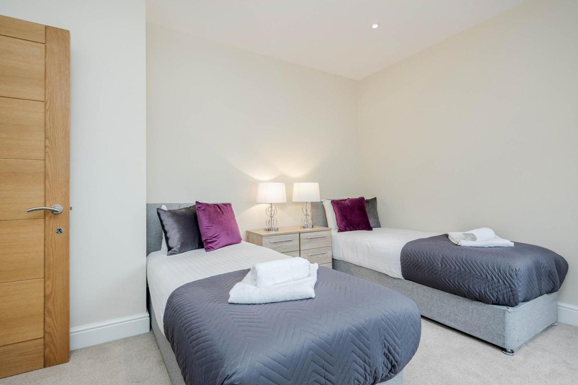 Luxury 2 Bedrooms Maidenhead