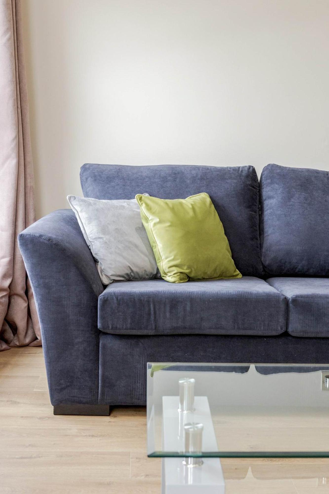 Luxury 2 Bedrooms Apartment