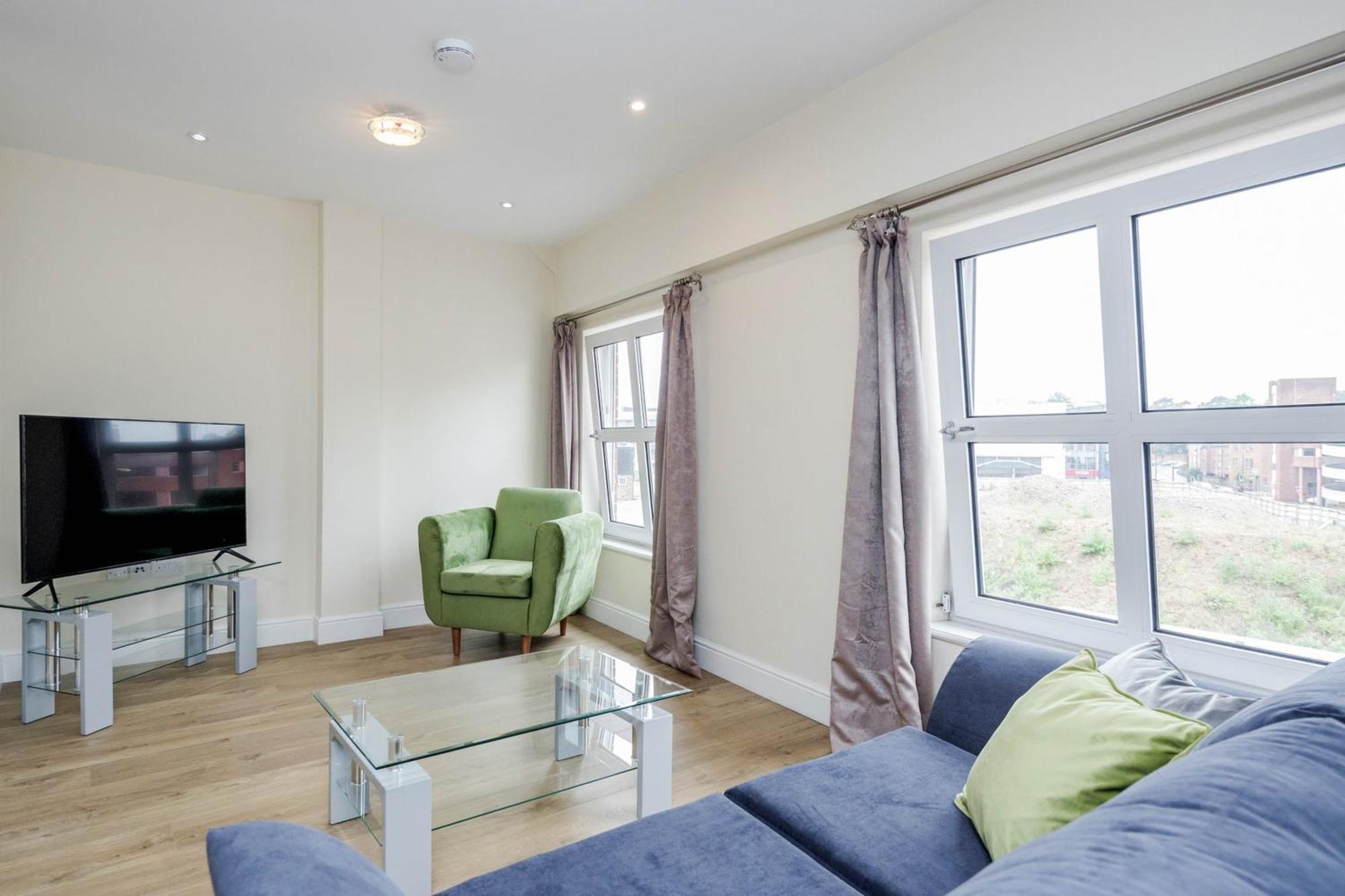 Luxury 2 Bedrooms * Maidenhead