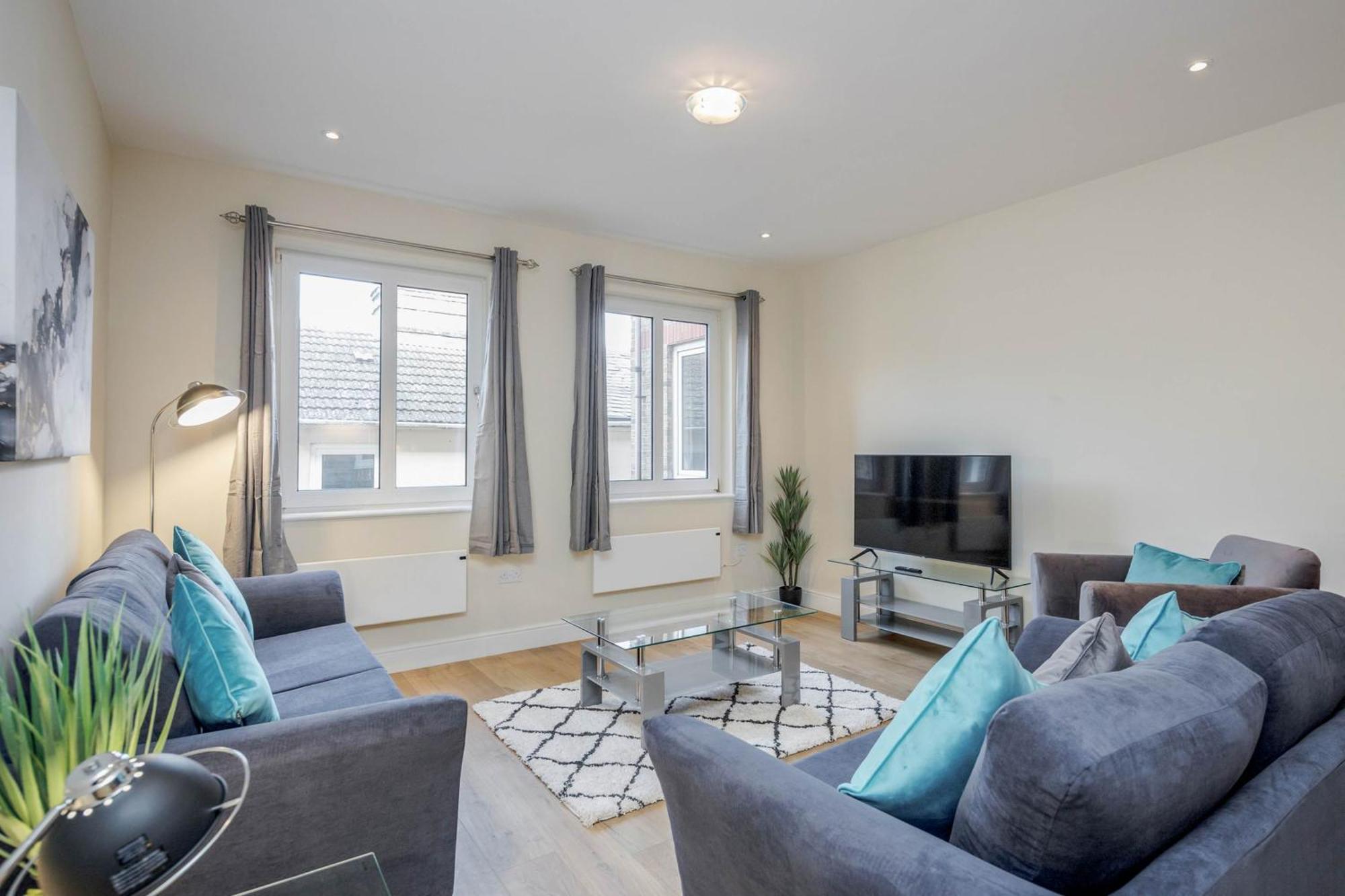 Luxury 2 Bedrooms * Maidenhead