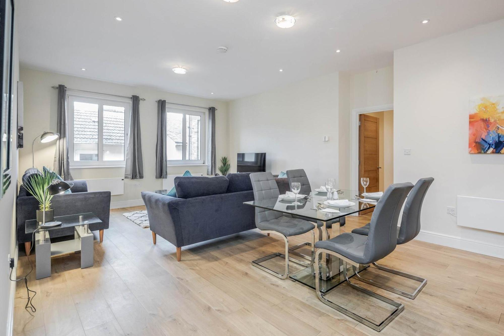Luxury 2 Bedrooms * Maidenhead