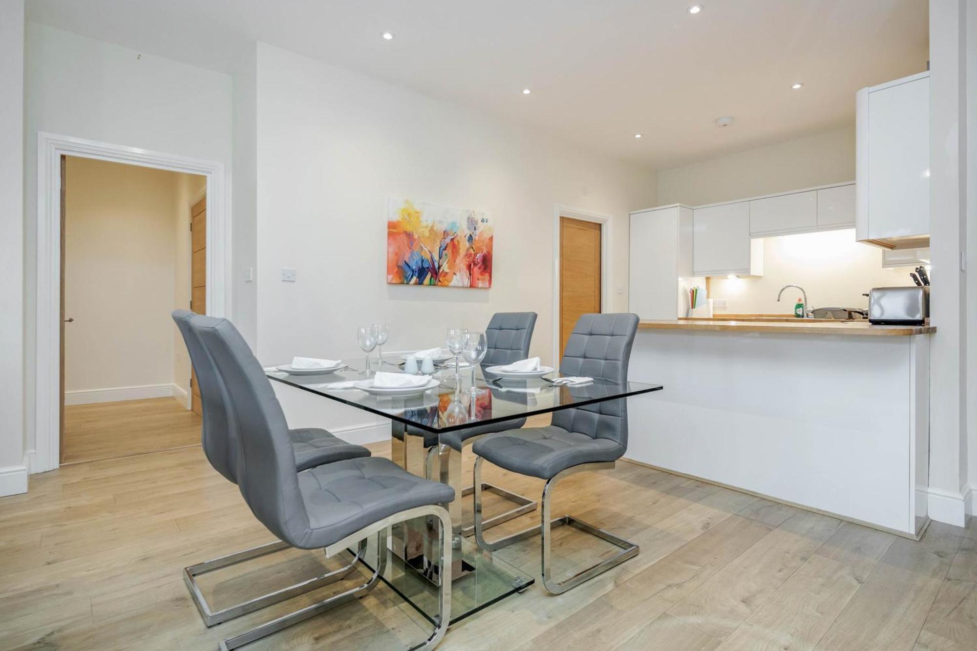 Apartment Luxury 2 Bedrooms *