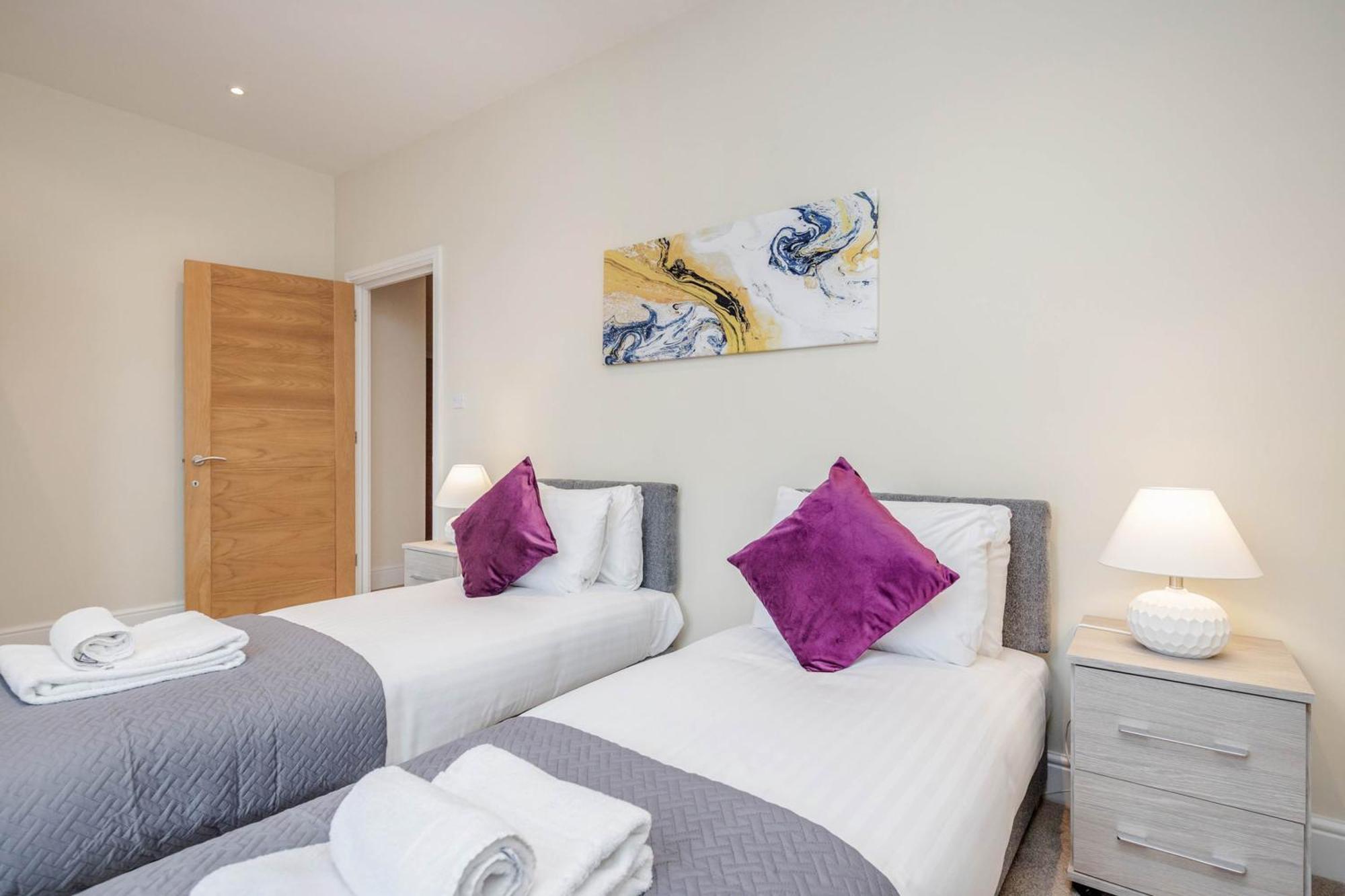 Luxury 2 Bedrooms Apartment