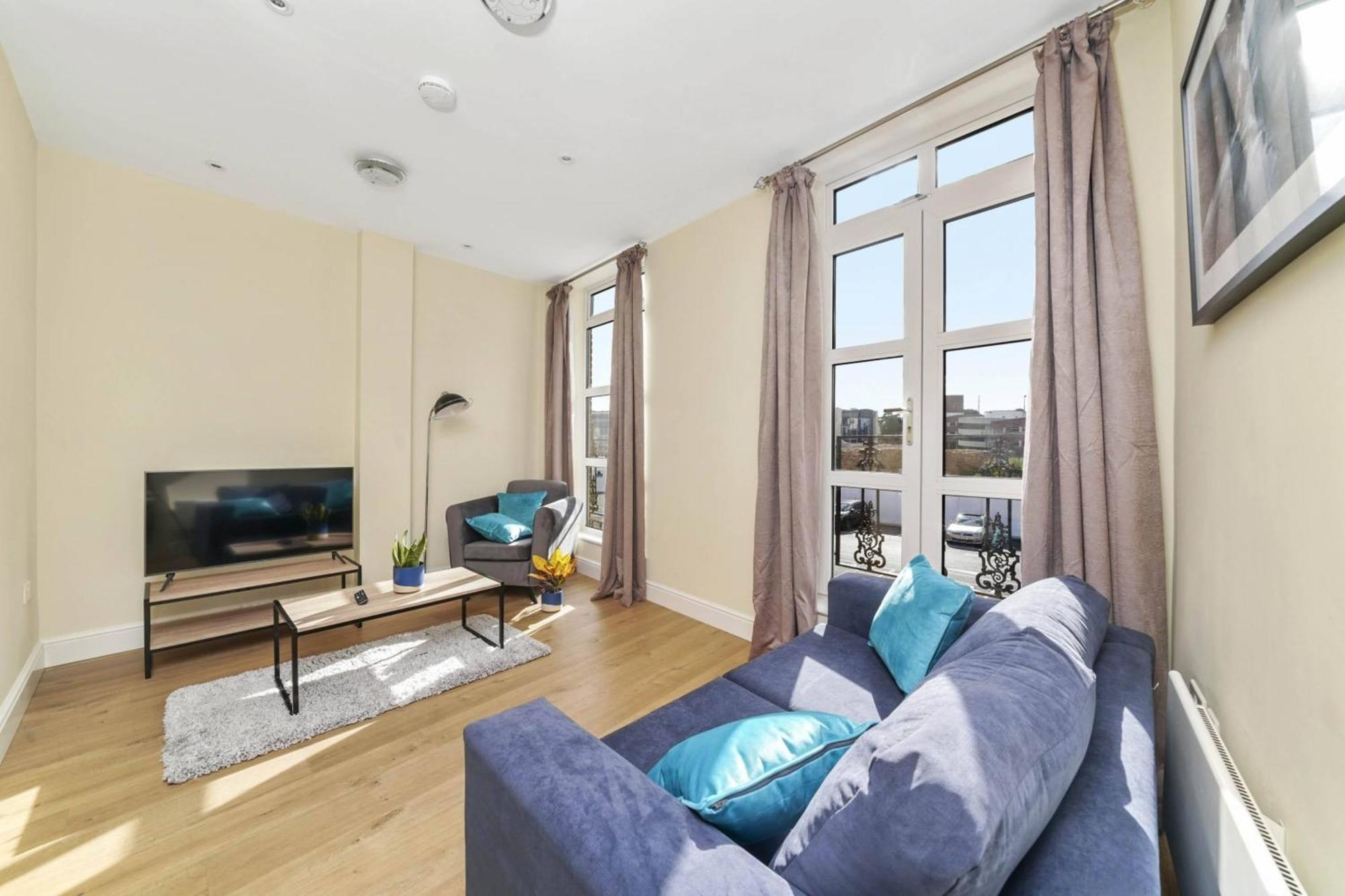 Luxury 2 Bedrooms Apartment