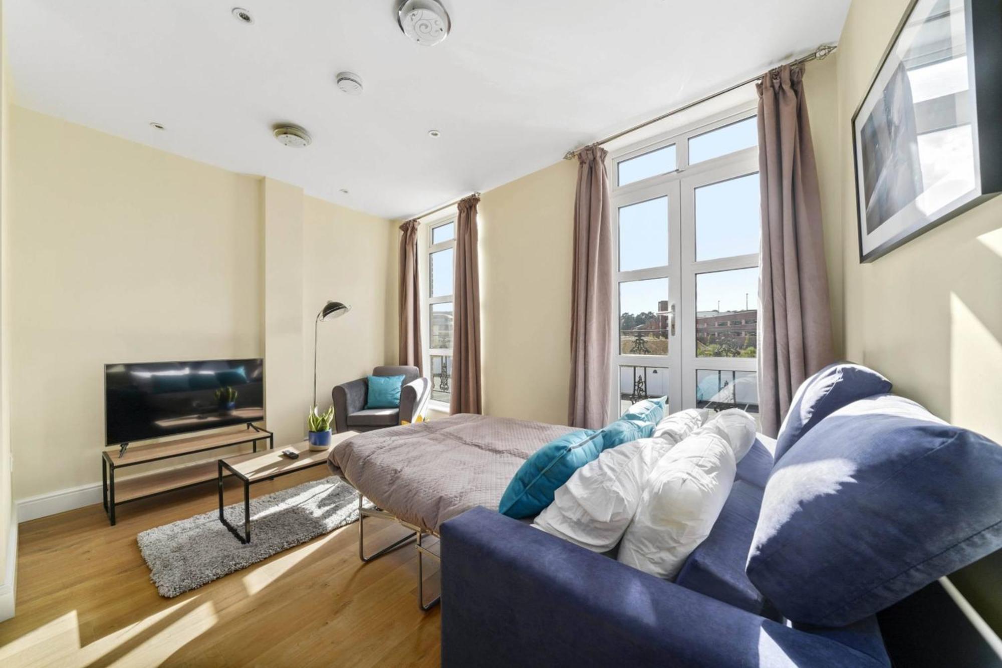 Luxury 2 Bedrooms Apartment Maidenhead