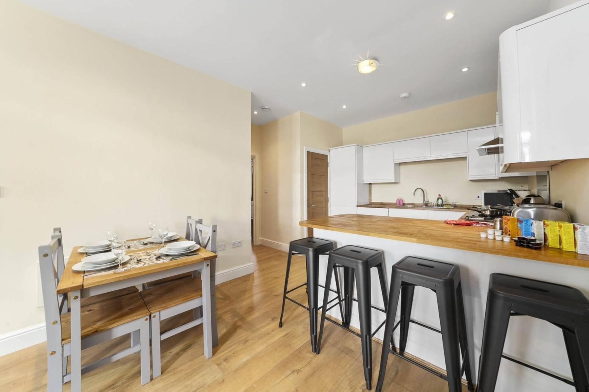 Luxury 2 Bedrooms Maidenhead