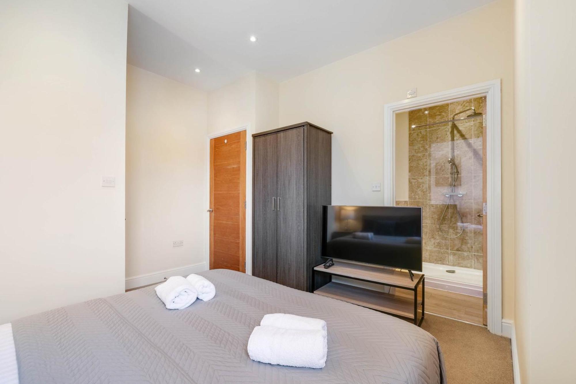 Apartment Luxury 2 Bedrooms *