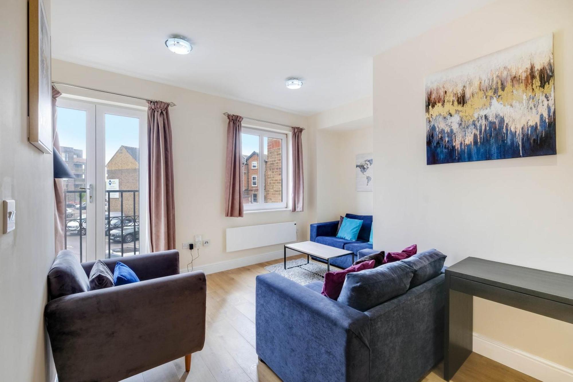 Luxury 2 Bedrooms Apartment Maidenhead