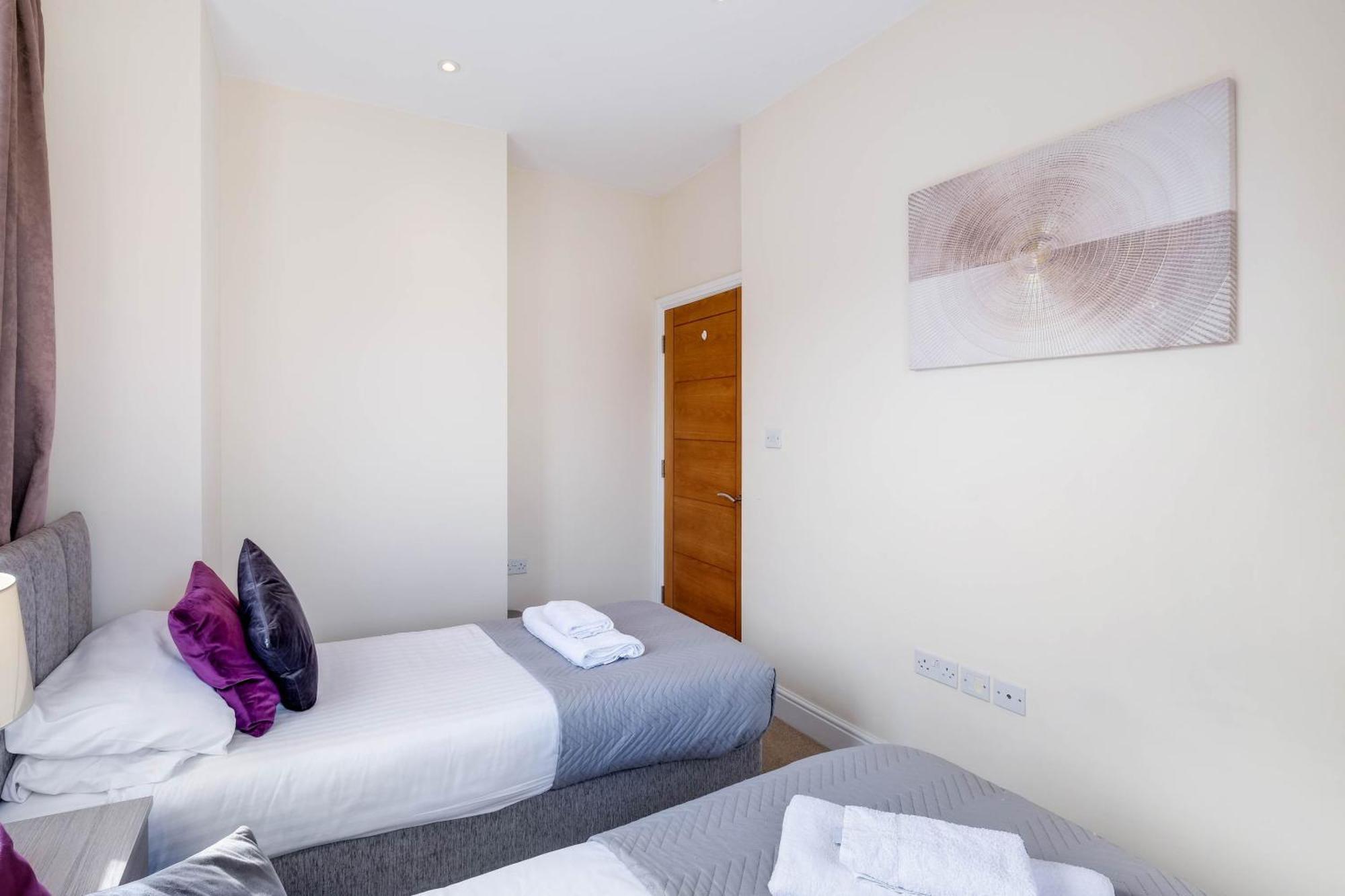 Apartment Luxury 2 Bedrooms *