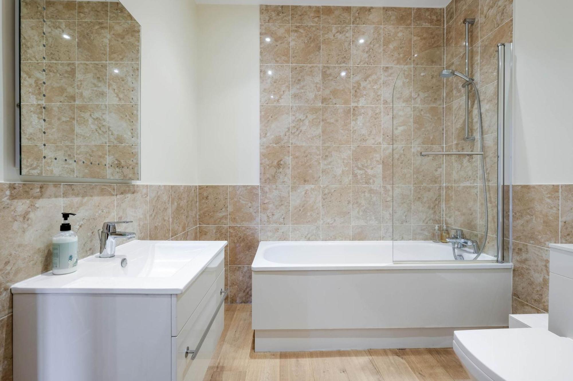 Apartment Luxury 2 Bedrooms *